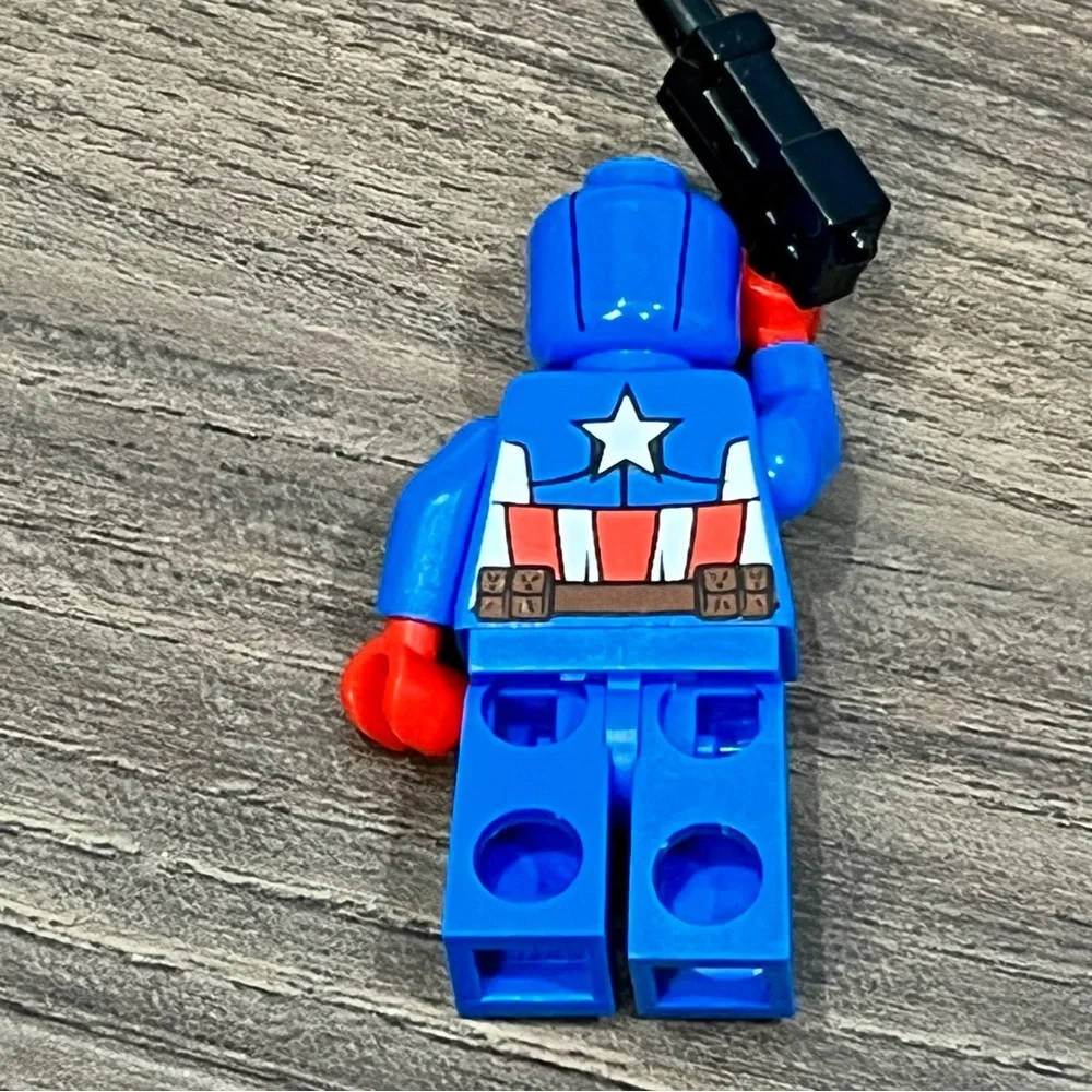 2 Marvel Super Hero Lego Minifigures Captain America Guardians Of Galaxy Rocket